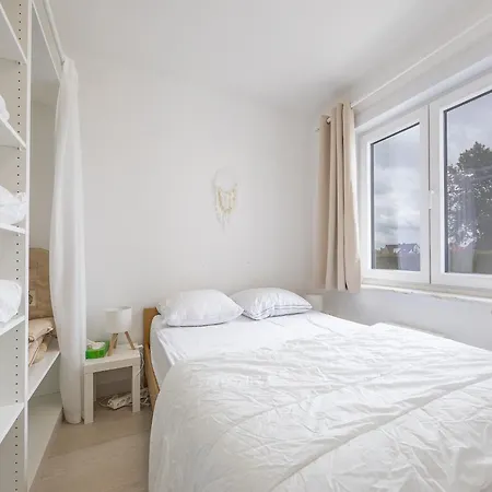 Ground Floor With Sunny Terrace Daire